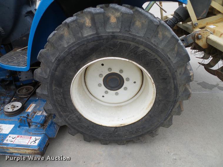 image for item DD1488 1999 New Holland TC29D Deluxe MFWD tractor