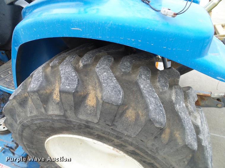 image for item DD1488 1999 New Holland TC29D Deluxe MFWD tractor