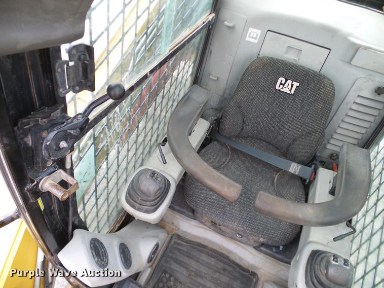 image for item DD1489 2009 Caterpillar 299C skid steer