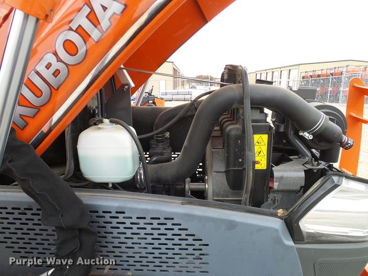 image for item DD1490 2016 Kubota L3240E tractor