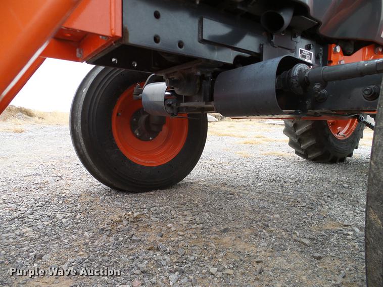 image for item DD1490 2016 Kubota L3240E tractor