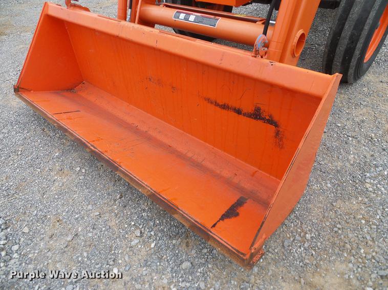image for item DD1490 2016 Kubota L3240E tractor