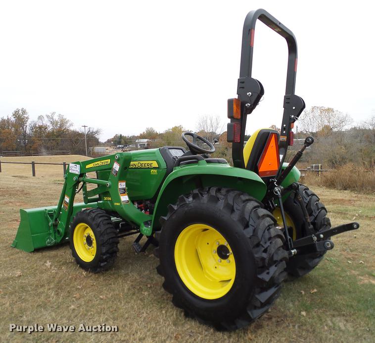 image for item DD1491 2016 John Deere 3038E MFWD tractor