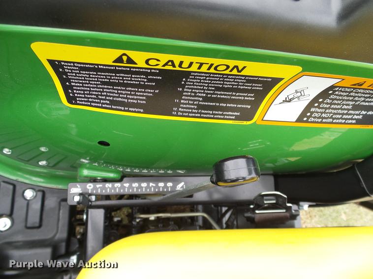 image for item DD1491 2016 John Deere 3038E MFWD tractor