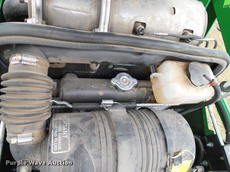 image for item DD1491 2016 John Deere 3038E MFWD tractor