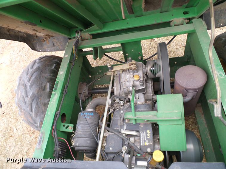 image for item DD1492 2001 John Deere 4X2 Gator utility vehicle