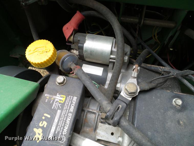 image for item DD1492 2001 John Deere 4X2 Gator utility vehicle