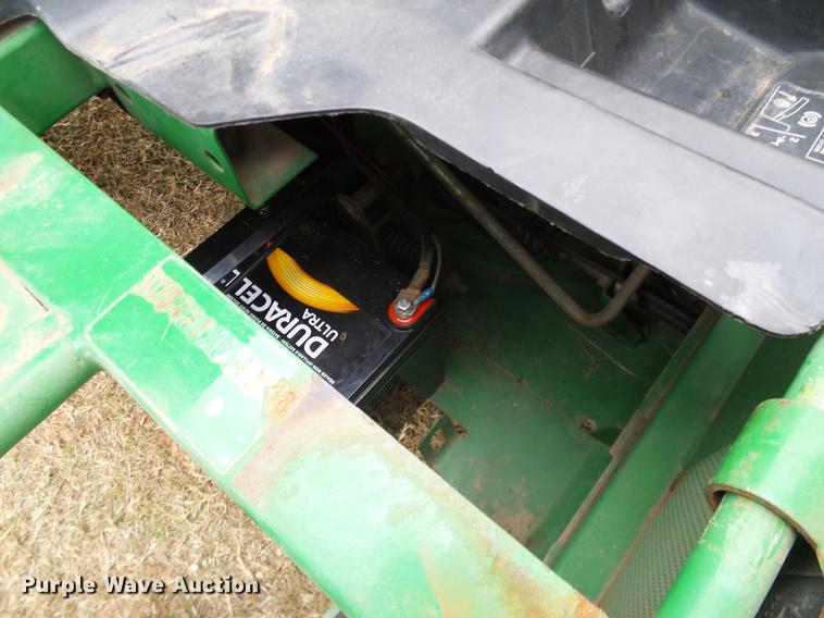 image for item DD1492 2001 John Deere 4X2 Gator utility vehicle