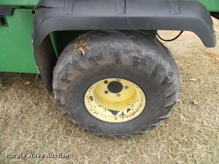 image for item DD1492 2001 John Deere 4X2 Gator utility vehicle