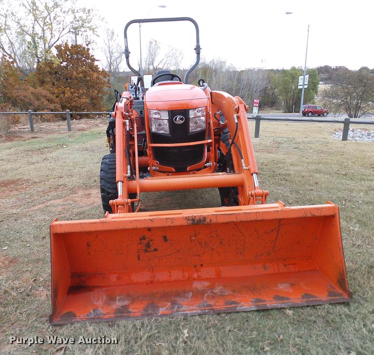 image for item DD1493 2015 Kubota L4060HST MFWD tractor