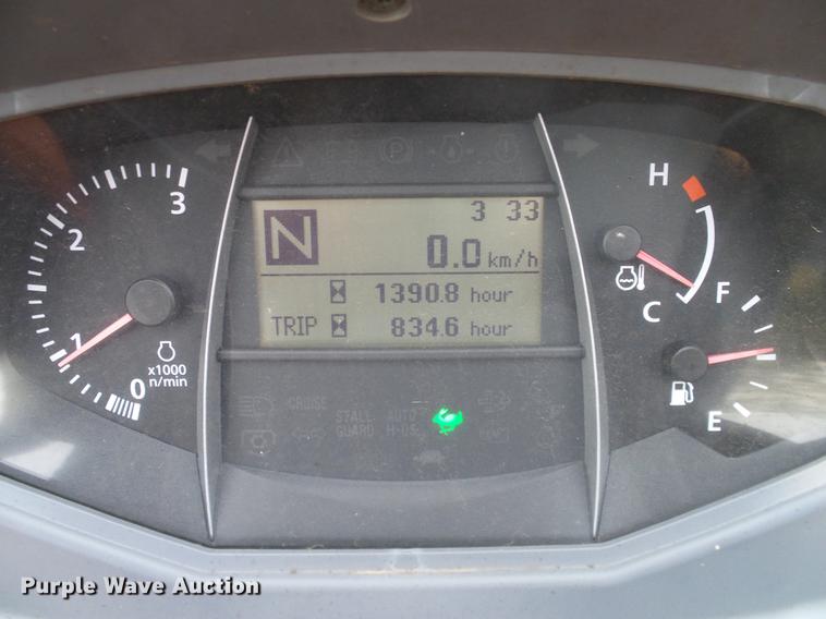 image for item DD1493 2015 Kubota L4060HST MFWD tractor