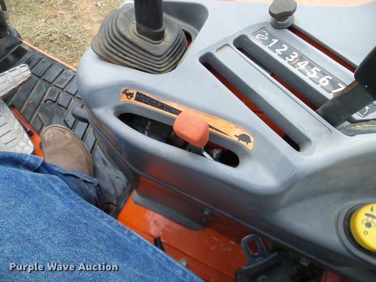 image for item DD1493 2015 Kubota L4060HST MFWD tractor