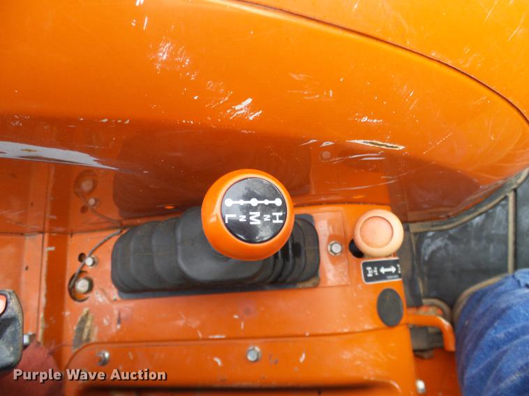 image for item DD1493 2015 Kubota L4060HST MFWD tractor