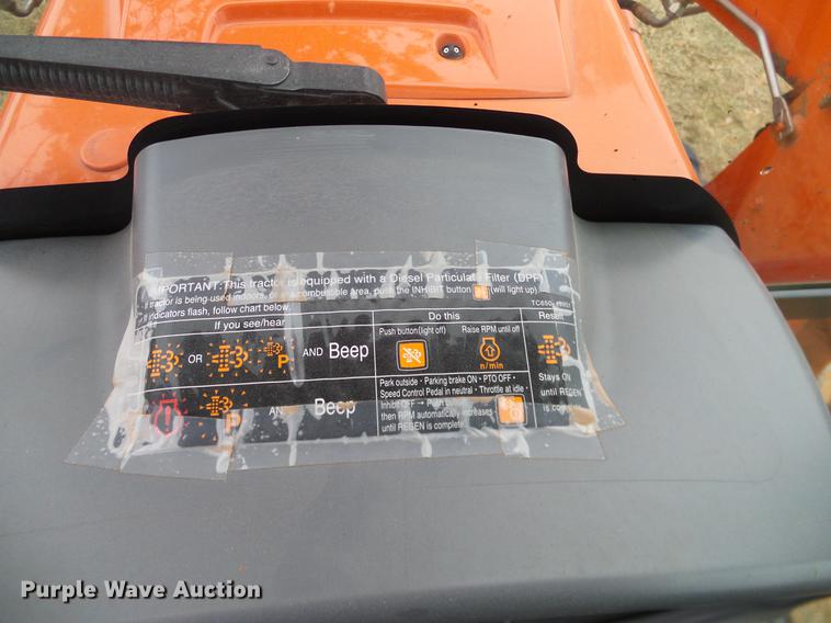 image for item DD1495 2014 Kubota L5460HSTC MFWD tractor