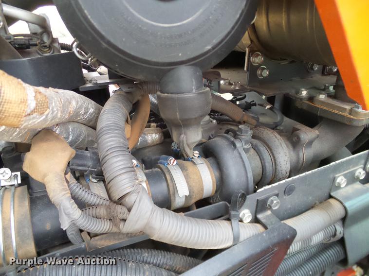 image for item DD1495 2014 Kubota L5460HSTC MFWD tractor