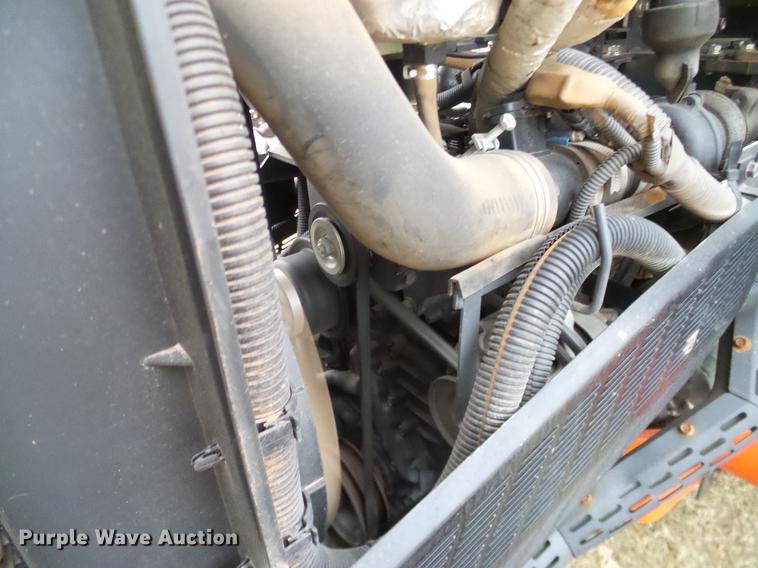 image for item DD1495 2014 Kubota L5460HSTC MFWD tractor