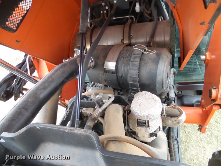 image for item DD1495 2014 Kubota L5460HSTC MFWD tractor