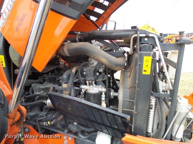 image for item DD1495 2014 Kubota L5460HSTC MFWD tractor