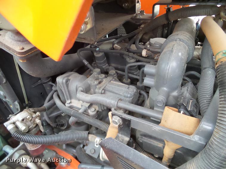 image for item DD1495 2014 Kubota L5460HSTC MFWD tractor