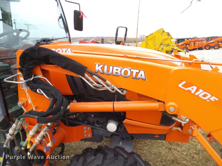 image for item DD1495 2014 Kubota L5460HSTC MFWD tractor