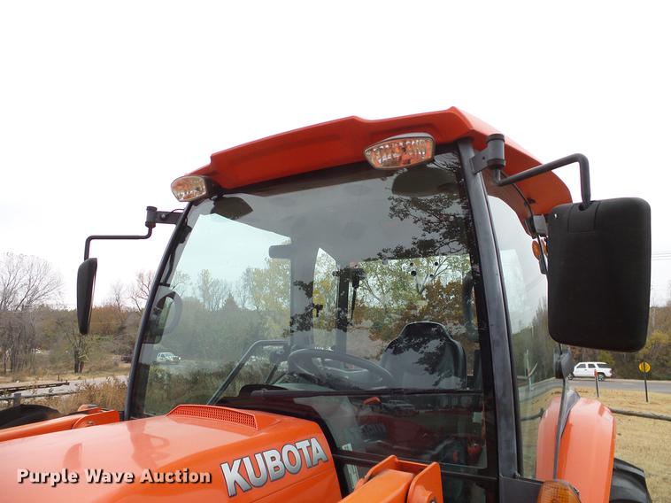 image for item DD1495 2014 Kubota L5460HSTC MFWD tractor