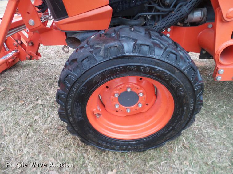 image for item DD1495 2014 Kubota L5460HSTC MFWD tractor