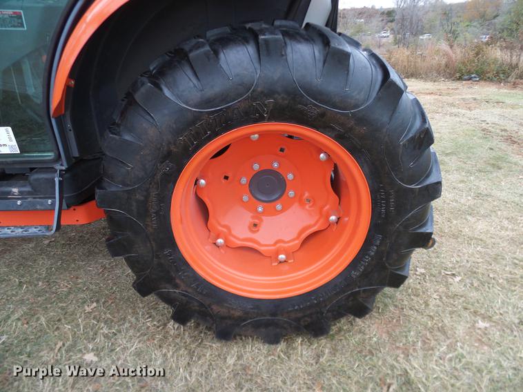 image for item DD1495 2014 Kubota L5460HSTC MFWD tractor