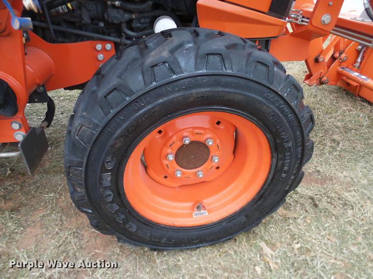 image for item DD1495 2014 Kubota L5460HSTC MFWD tractor