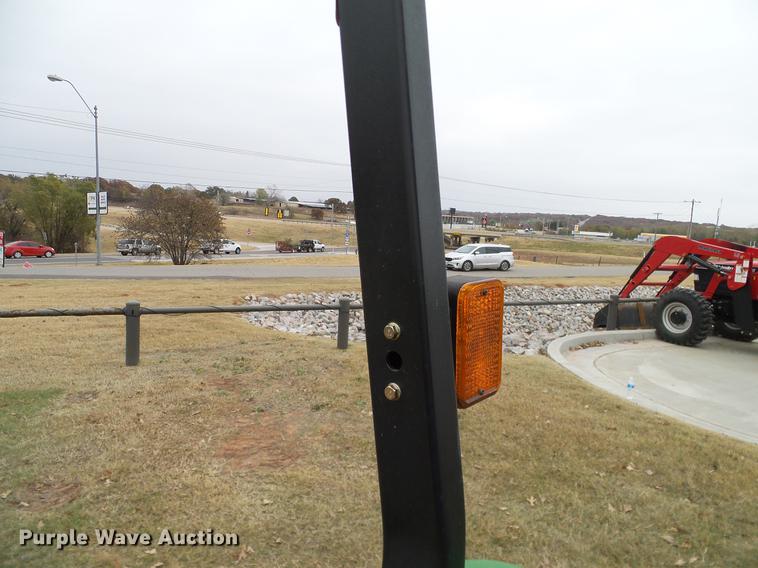 image for item DD1496 2012 John Deere 3032E MFWD tractor