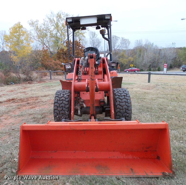 image for item DD1497 2005 Kubota R420S wheel loader
