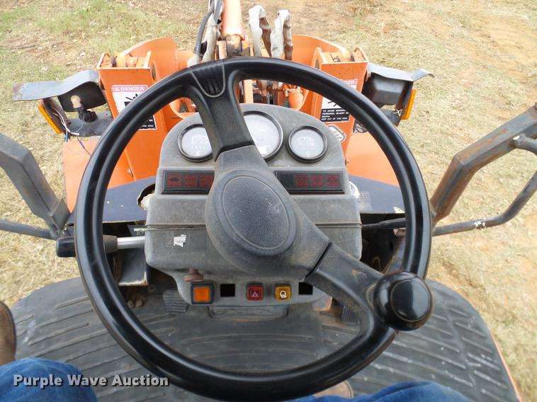 image for item DD1497 2005 Kubota R420S wheel loader