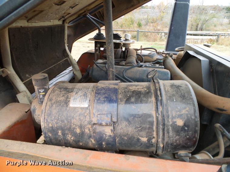 image for item DD1497 2005 Kubota R420S wheel loader