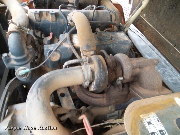 image for item DD1497 2005 Kubota R420S wheel loader