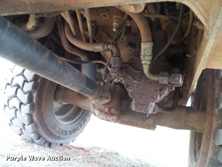 image for item DD1497 2005 Kubota R420S wheel loader