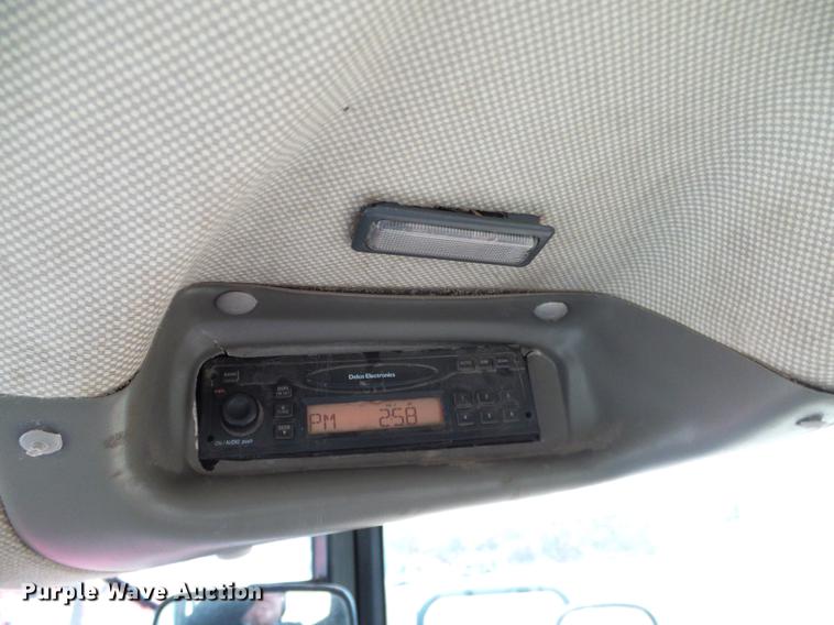 image for item DD1498 2004 Case IH JX95 MFWD tractor