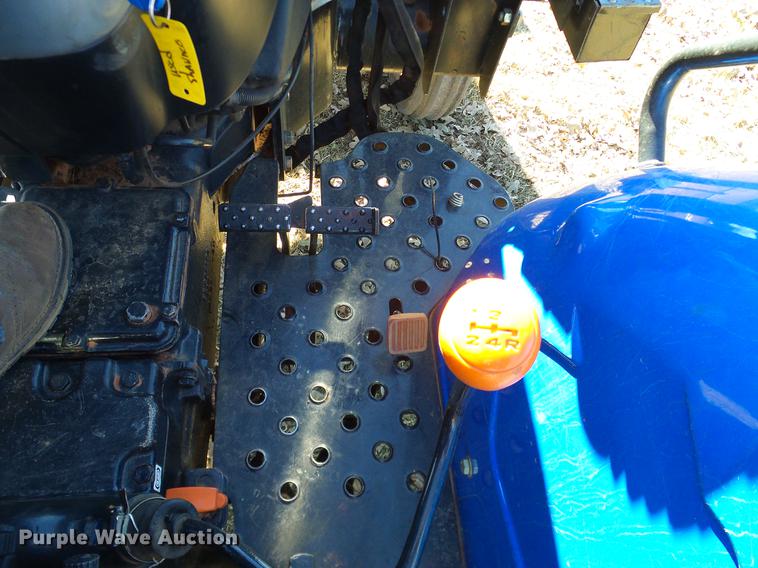 image for item DD1499 2007 New Holland TT60A tractor