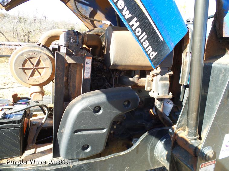 image for item DD1499 2007 New Holland TT60A tractor