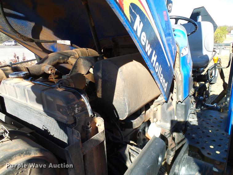 image for item DD1499 2007 New Holland TT60A tractor