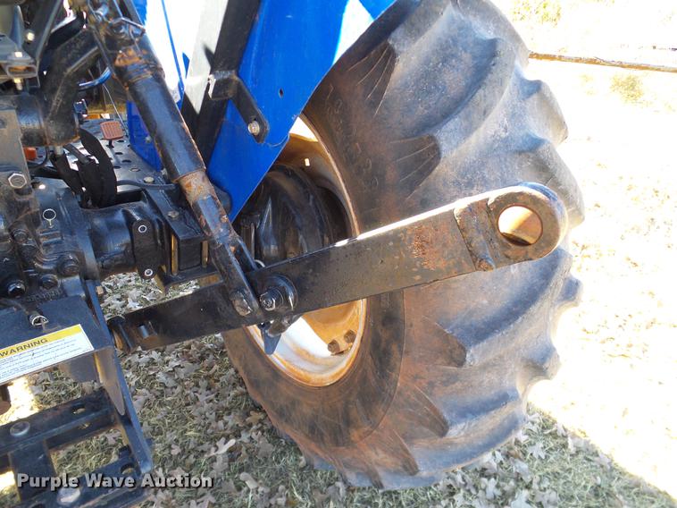 image for item DD1499 2007 New Holland TT60A tractor