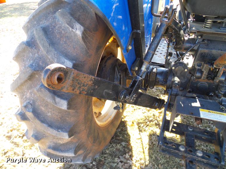 image for item DD1499 2007 New Holland TT60A tractor