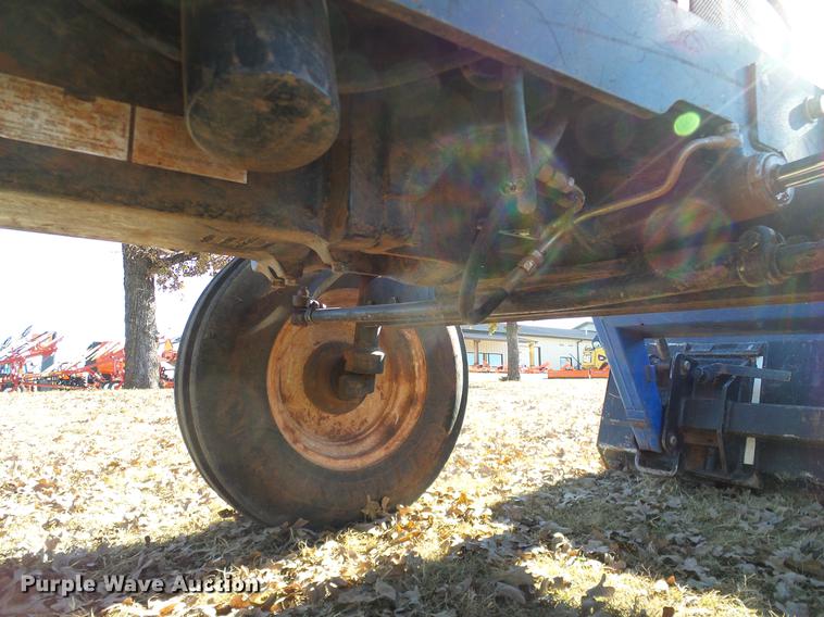 image for item DD1499 2007 New Holland TT60A tractor