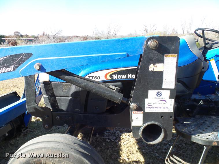 image for item DD1499 2007 New Holland TT60A tractor