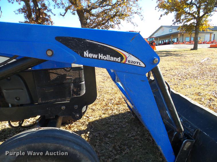 image for item DD1499 2007 New Holland TT60A tractor