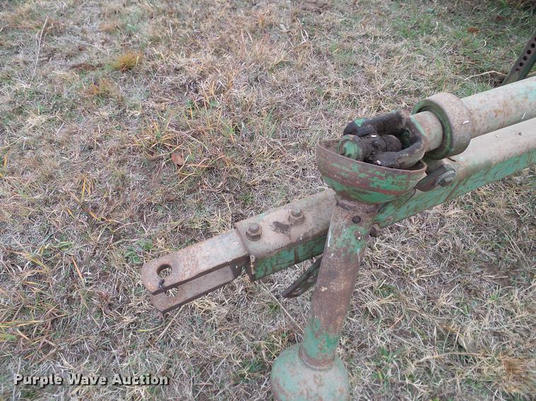 image for item AO9355 John Deere 224WS square baler