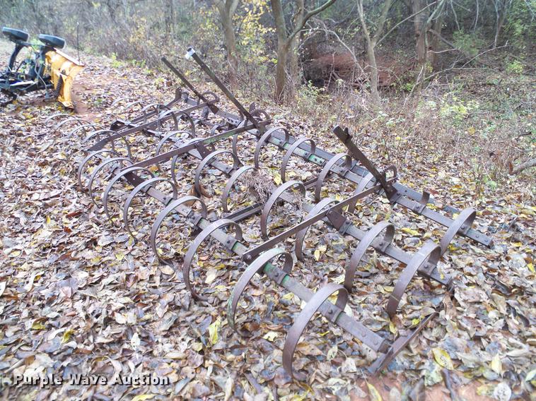 image for item AO9365 Spring tooth harrow