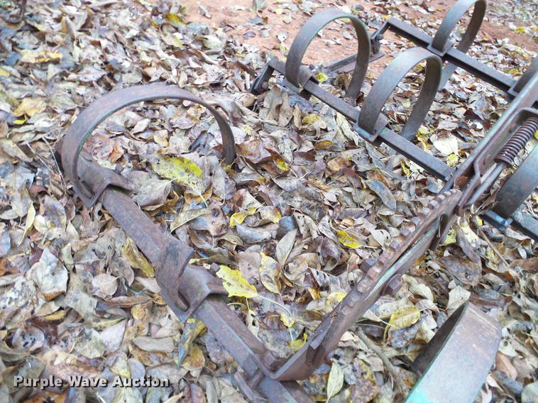 image for item AO9365 Spring tooth harrow