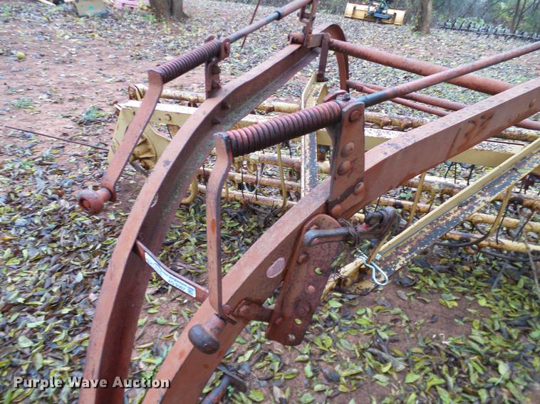 image for item AO9367 New Holland 55 hay rake