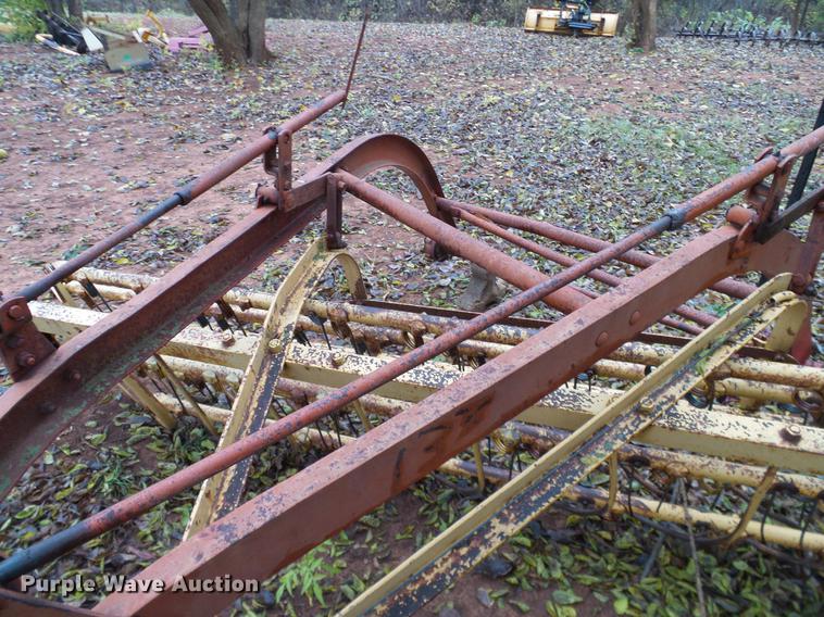image for item AO9367 New Holland 55 hay rake