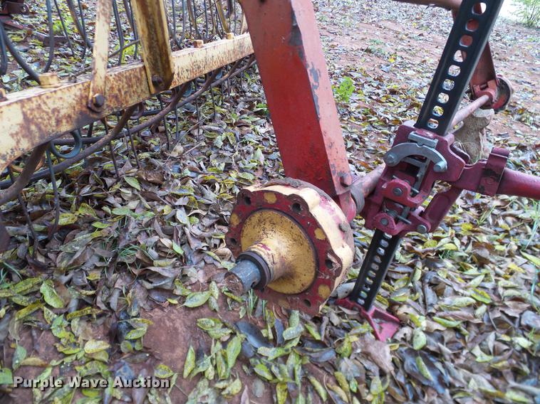 image for item AO9367 New Holland 55 hay rake