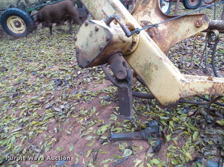 image for item AO9367 New Holland 55 hay rake